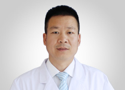 合肥華研白癜風醫院劉斌醫生